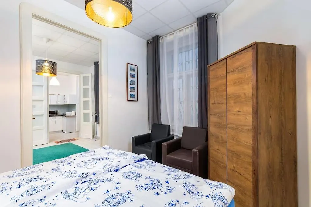 Swarz'S Downtown Residence Budapest 0*,